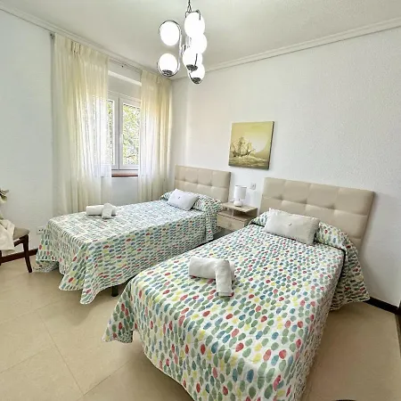 Currina - 7801 Apartman *